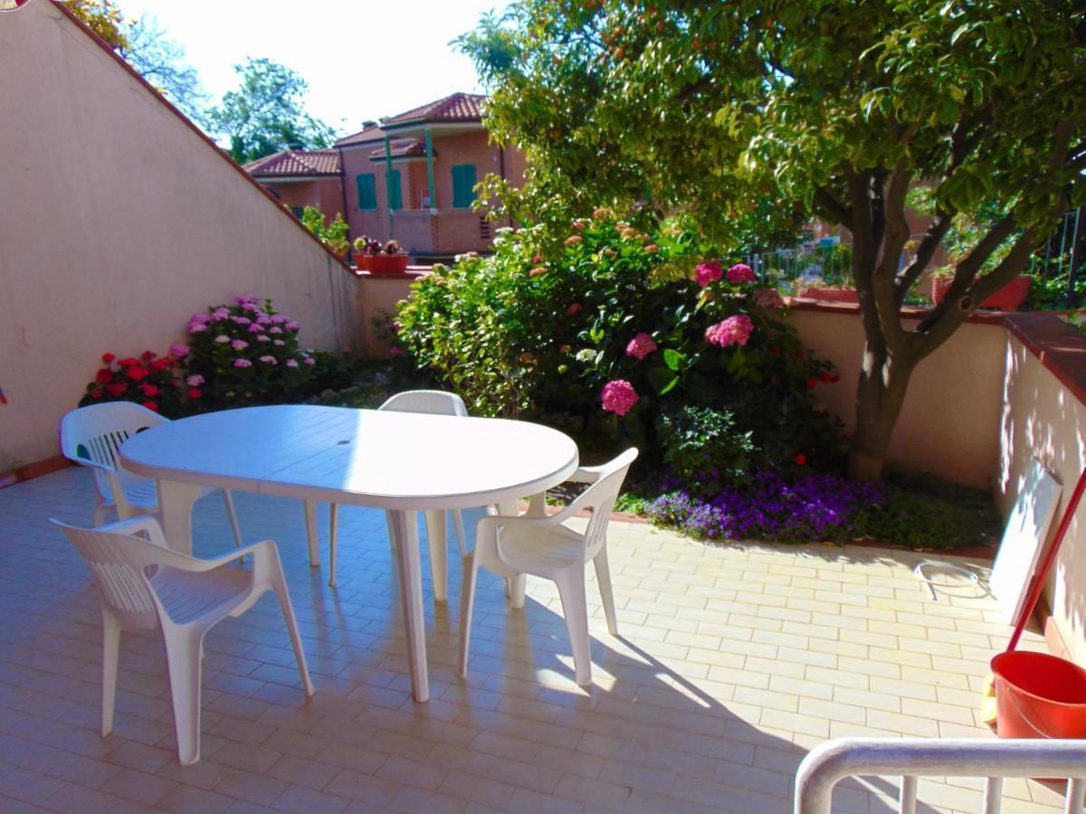 S237 - Sirolo, Trilocale Nella Zona Centrale Di Sirolo Apartment Екстериор снимка