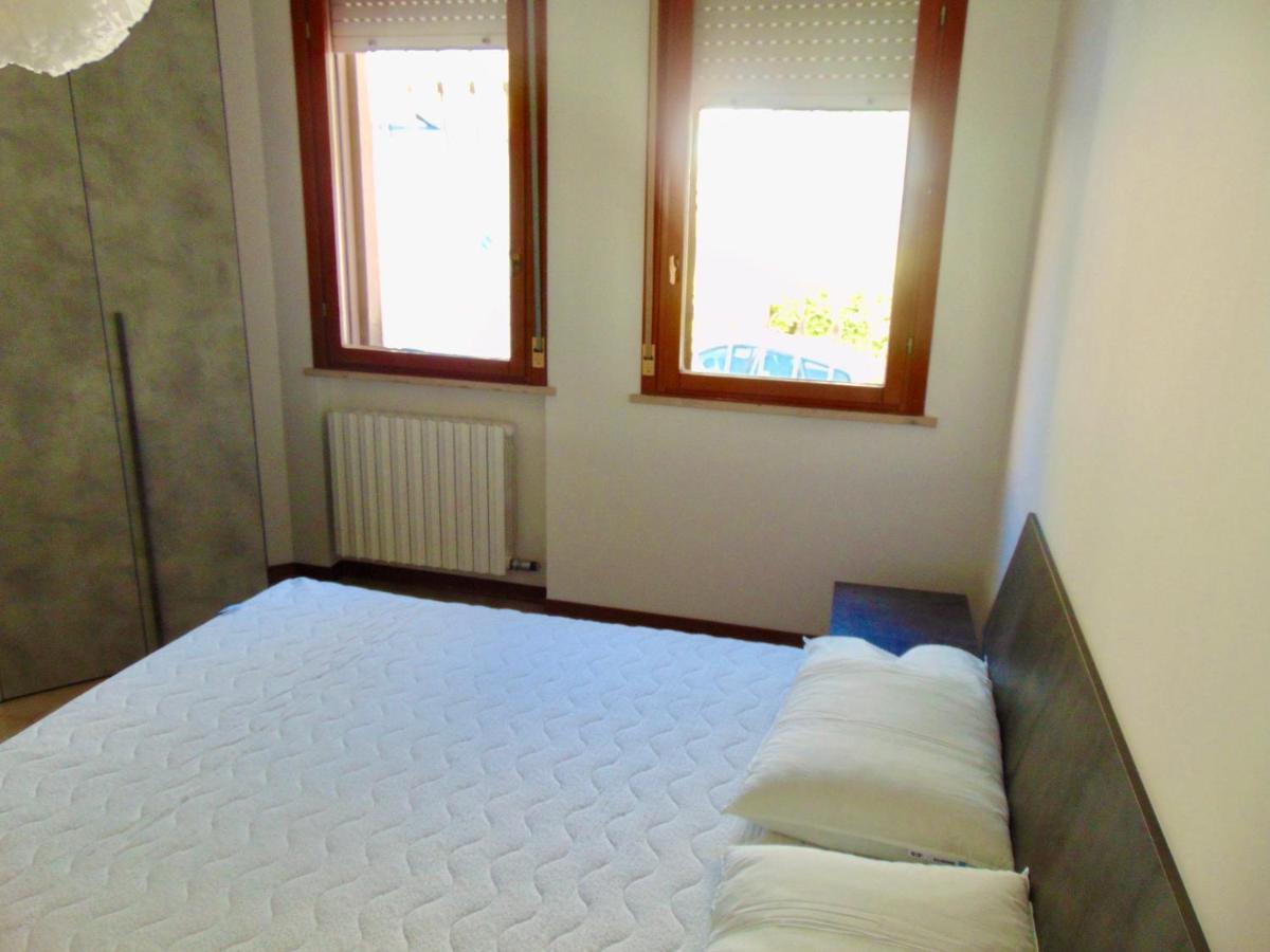 S237 - Sirolo, Trilocale Nella Zona Centrale Di Sirolo Apartment Екстериор снимка