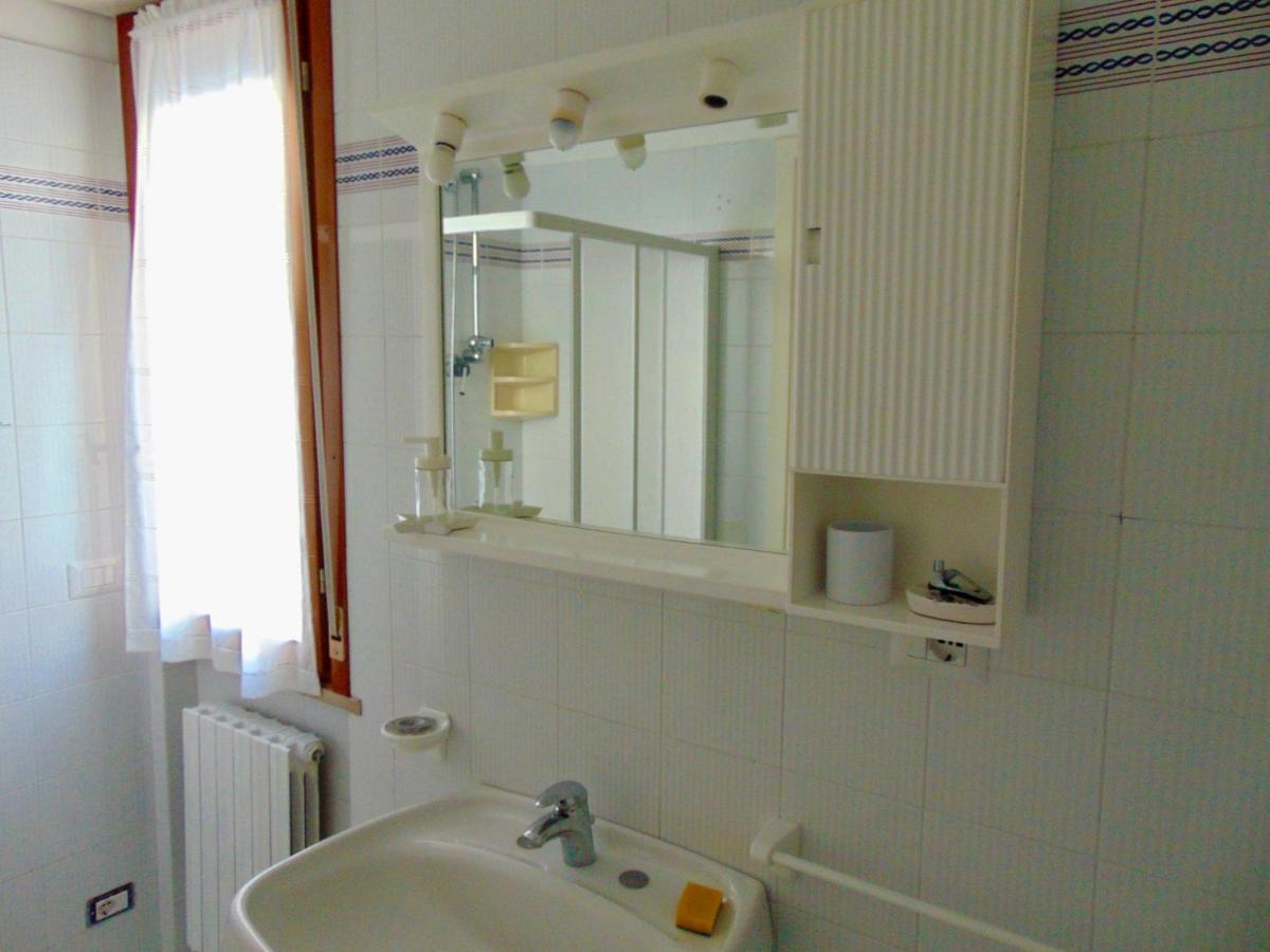 S237 - Sirolo, Trilocale Nella Zona Centrale Di Sirolo Apartment Екстериор снимка